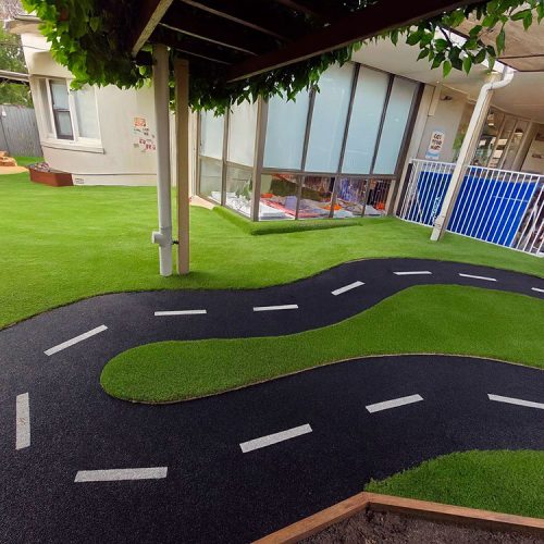 Little Voyagers ELC Chifley NSW - Champion Grass by Premier Grass