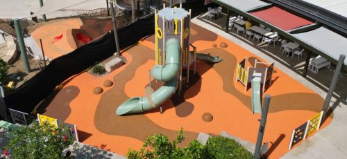 Luxury Synthetic Grass Carousel Inn Hotel